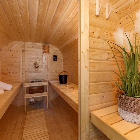 Ferienwohnungen Haus Am Strand Zingst Exterior foto